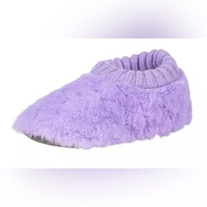 Northeast Outfitters Girls' Cozy Cabin Purple Fur Heart Slippers in Size S/M